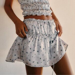 Zara Satin Tiered Ditsy Floral Mini Skirt Size XL